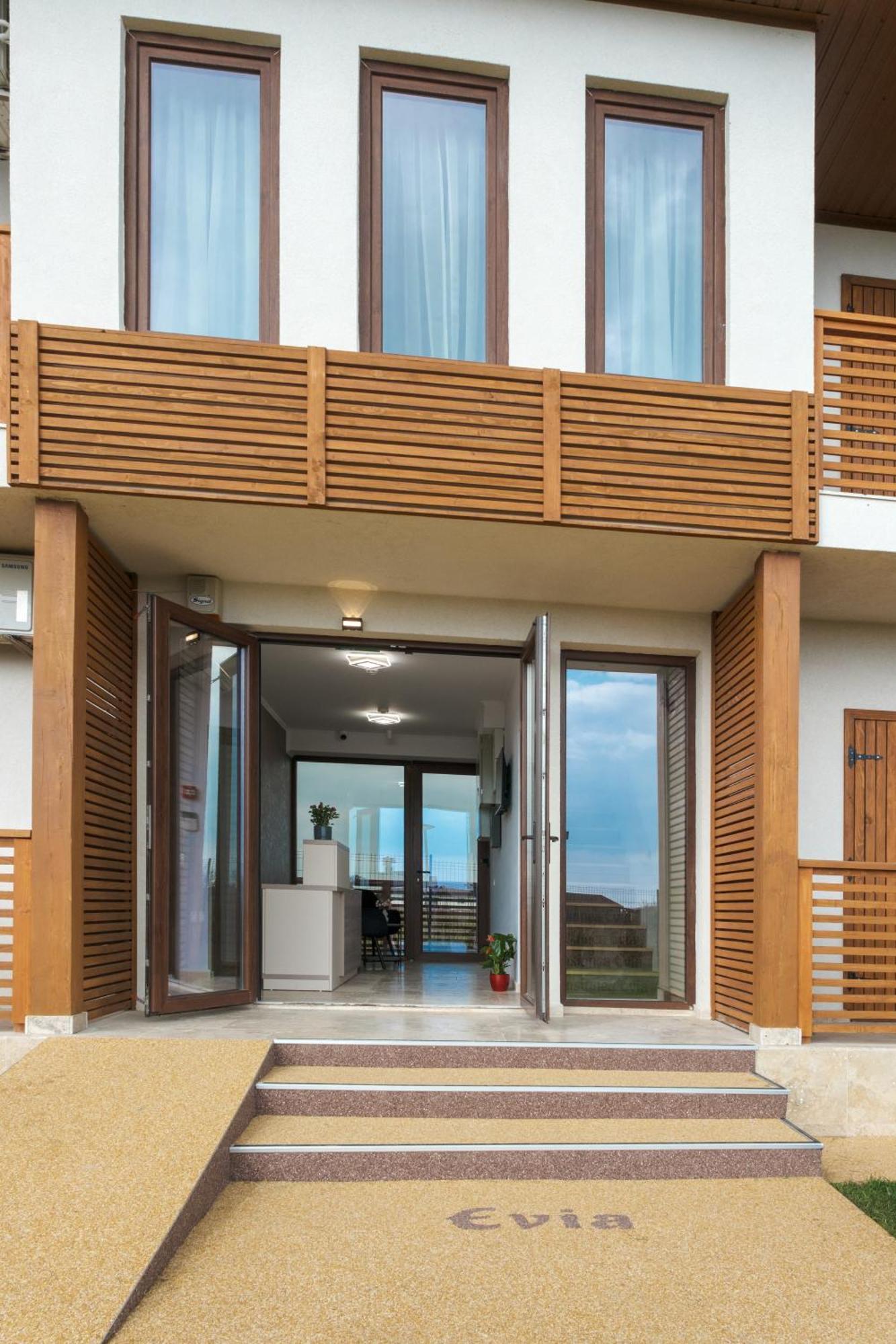 Pensiunea Evia Corbu คอร์บู ภายนอก รูปภาพ
